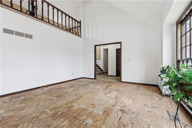 7922 N Northwood Road, Kansas City, MO 64151