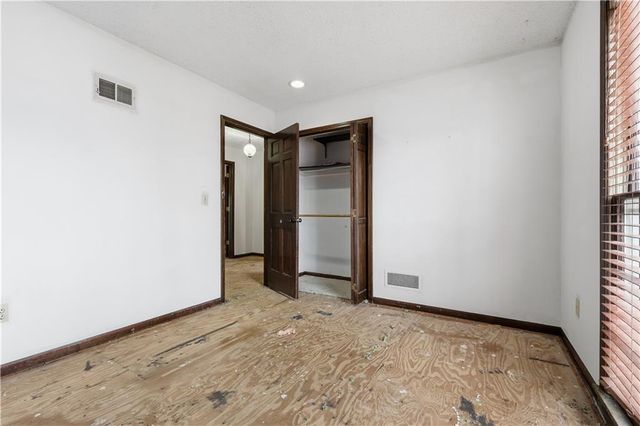 7922 N Northwood Road, Kansas City, MO 64151