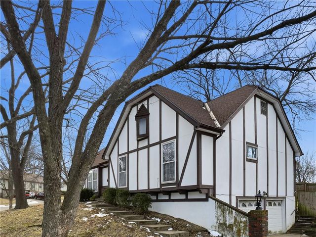 7922 N Northwood Road, Kansas City, MO 64151