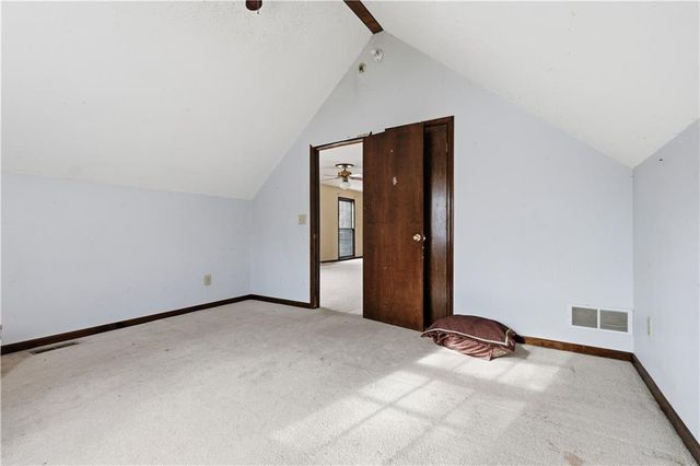 7922 N Northwood Road, Kansas City, MO 64151