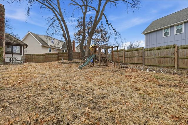 7922 N Northwood Road, Kansas City, MO 64151