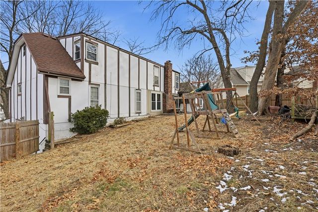 7922 N Northwood Road, Kansas City, MO 64151