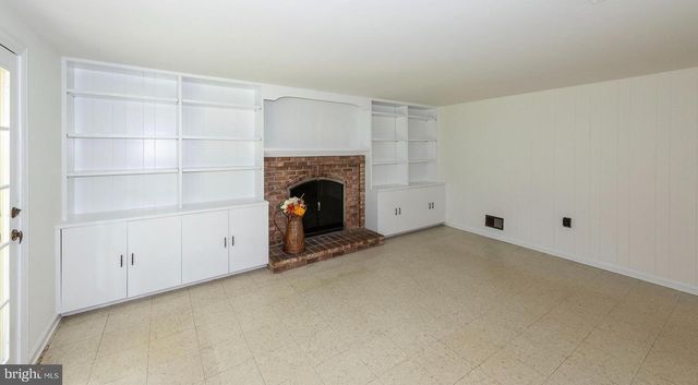 16413 GRANDE VISTA DR, Rockville, MD 20855