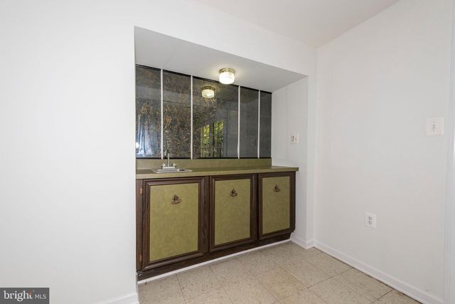 16413 GRANDE VISTA DR, Rockville, MD 20855