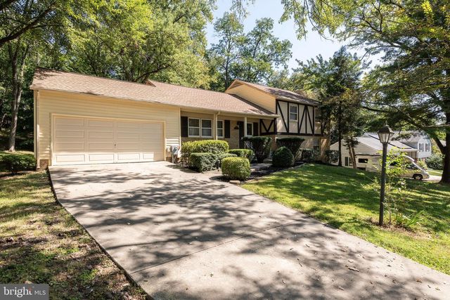 16413 GRANDE VISTA DR, Rockville, MD 20855