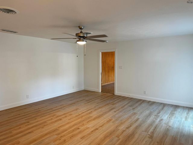 2412 DARTMOUTH STREET, Wichita Falls, TX 76308