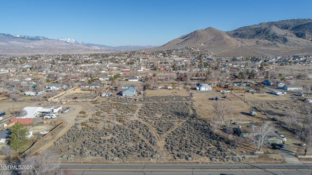 1356 Stephanie Way, Minden, NV 89423