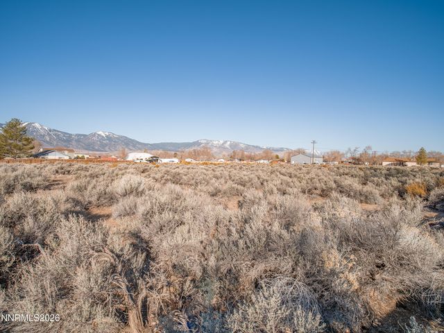 1356 Stephanie Way, Minden, NV 89423