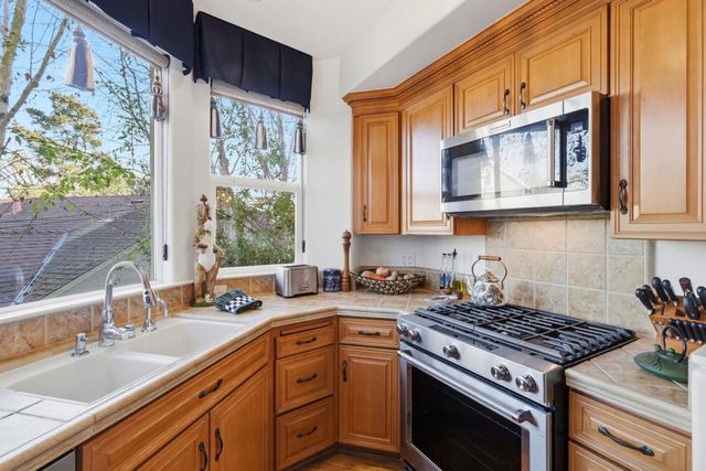 206 Villa Mar Vista, Santa Cruz, CA 95060