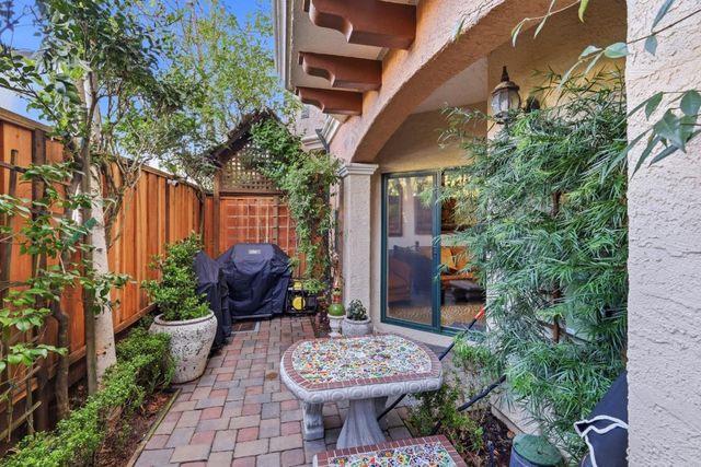 206 Villa Mar Vista, Santa Cruz, CA 95060