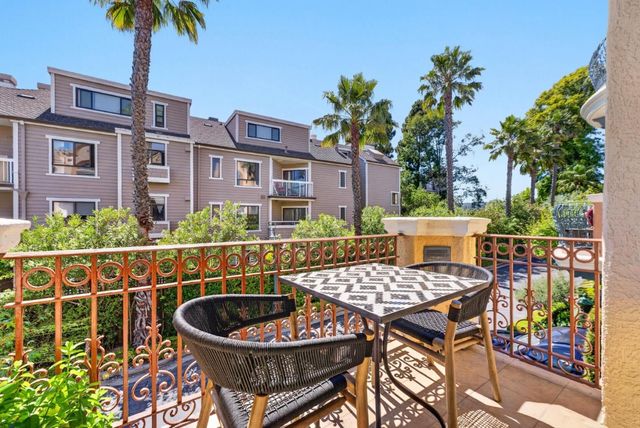 206 Villa Mar Vista, Santa Cruz, CA 95060