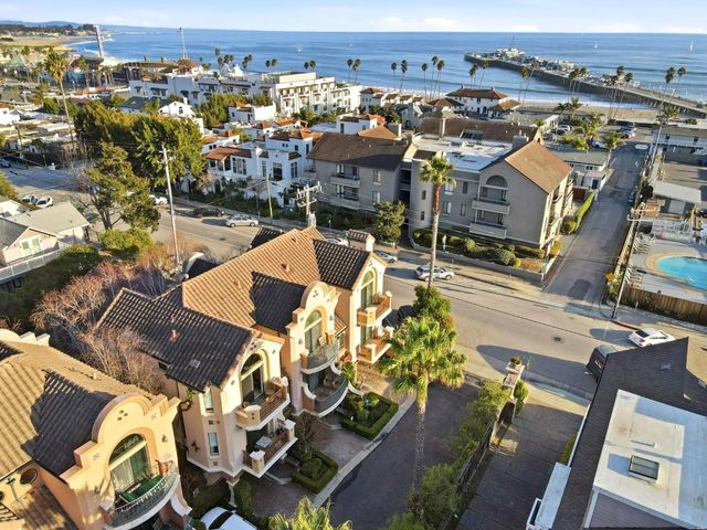 206 Villa Mar Vista, Santa Cruz, CA 95060