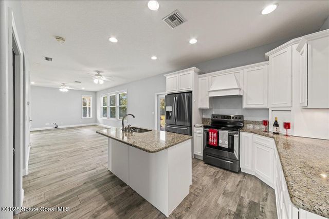 3190 Leghorn Road, Malabar, FL 32950