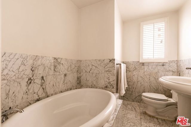 1424 N Crescent Heights Boulevard 50, Los Angeles, CA 90046