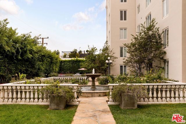 1424 N Crescent Heights Boulevard 50, Los Angeles, CA 90046