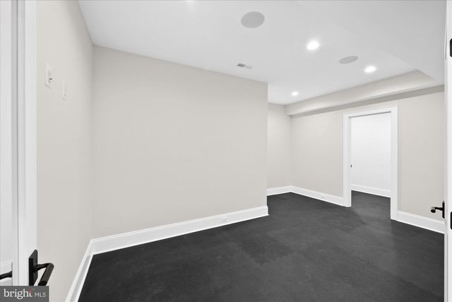 6804 MONTOUR DR, Falls Church, VA 22043