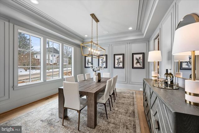 6804 MONTOUR DR, Falls Church, VA 22043