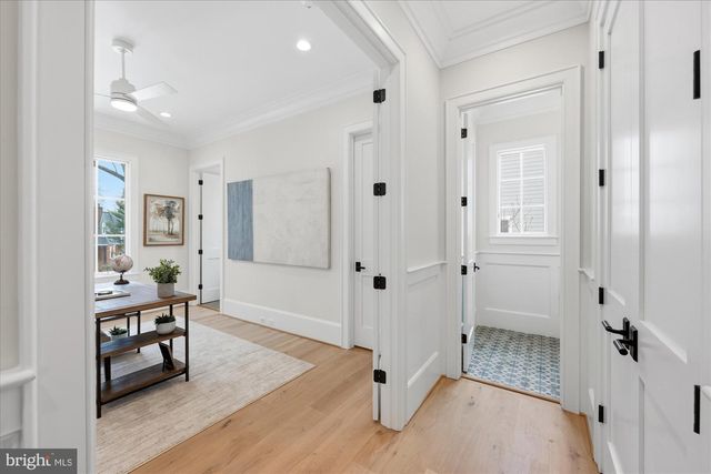 6804 MONTOUR DR, Falls Church, VA 22043