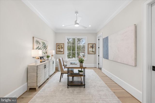 6804 MONTOUR DR, Falls Church, VA 22043