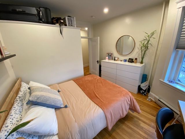 73 Park Drive 15, Boston, MA 02215