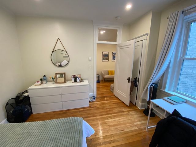 73 Park Drive 15, Boston, MA 02215