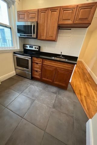 73 Park Drive 15, Boston, MA 02215