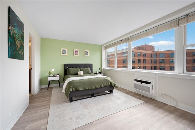 2300 N Commonwealth Avenue 7H, Chicago, IL 60614