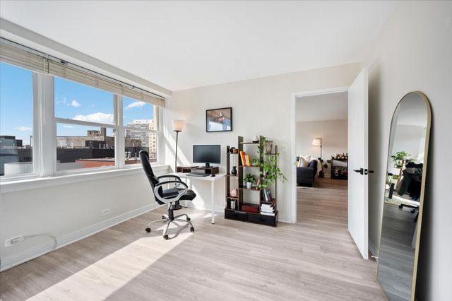 2300 N Commonwealth Avenue 7H, Chicago, IL 60614