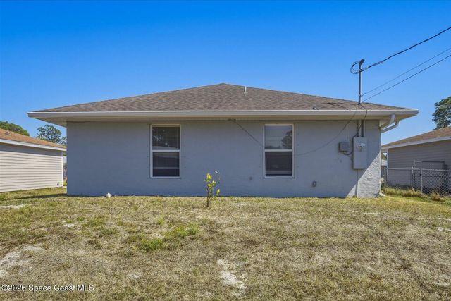 1145 11th Court SW, Vero Beach, FL 32962