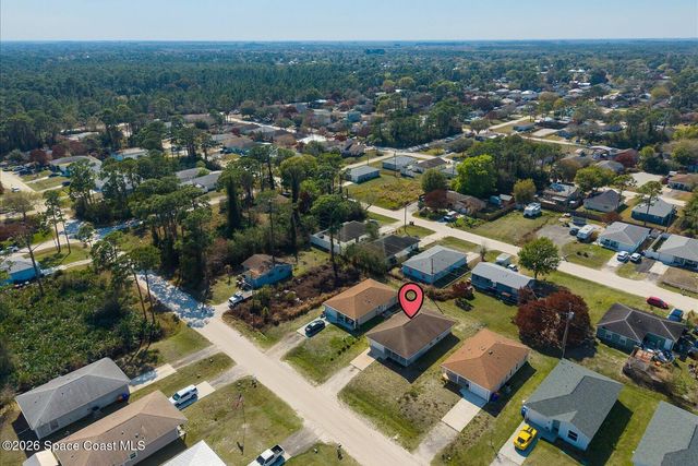 1145 11th Court SW, Vero Beach, FL 32962