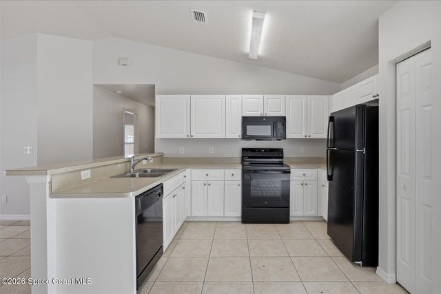 1145 11th Court SW, Vero Beach, FL 32962