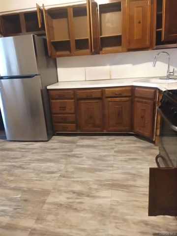 84-03 A Chapin Parkway 2, Jamaica, NY 11432