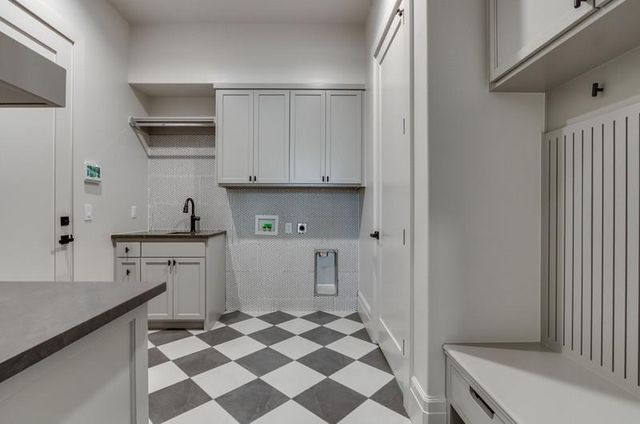 12224 NE Grand Cedar Manor, Oklahoma City, OK 73131