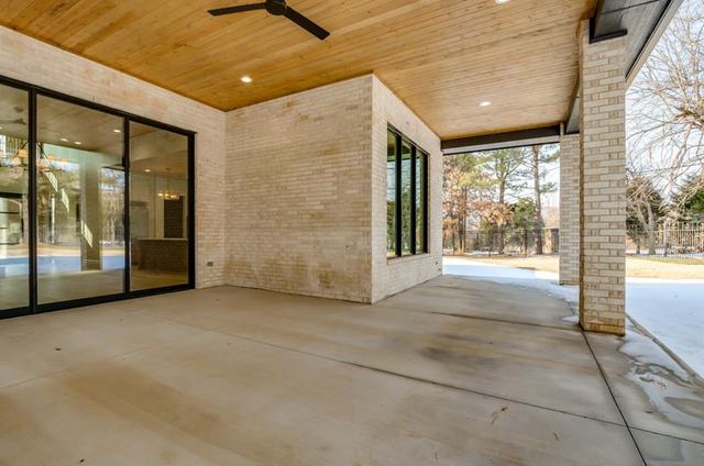 12224 NE Grand Cedar Manor, Oklahoma City, OK 73131