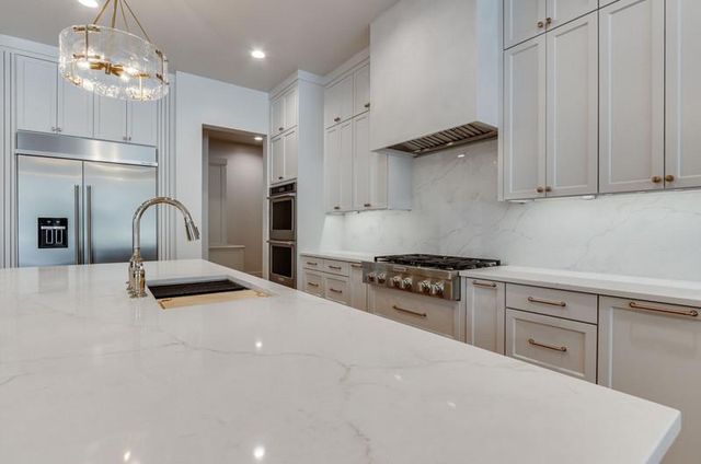 12224 NE Grand Cedar Manor, Oklahoma City, OK 73131