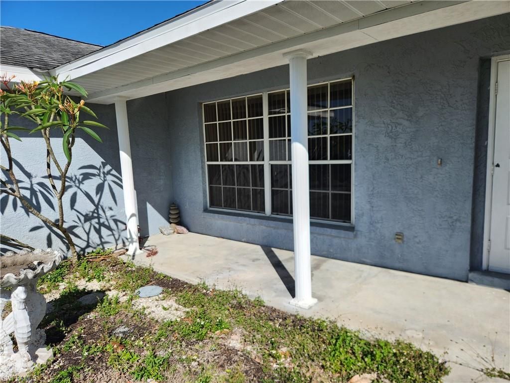 132 Dania CIR, LEHIGH ACRES, FL 33936 — photo 2