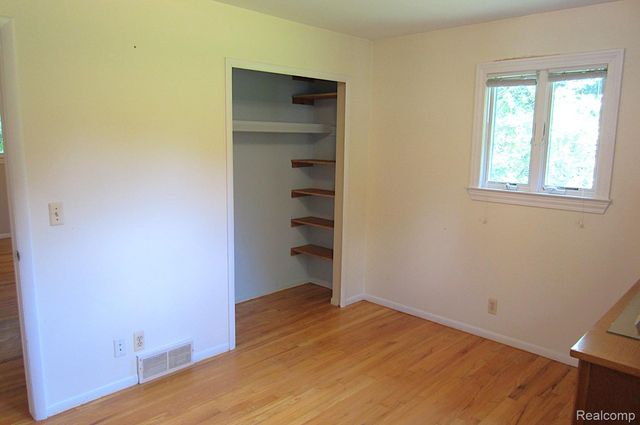 3944 Dartmouth Road, Brandon Charter Township, MI 48371