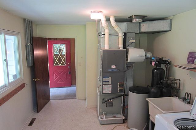 3944 Dartmouth Road, Brandon Charter Township, MI 48371
