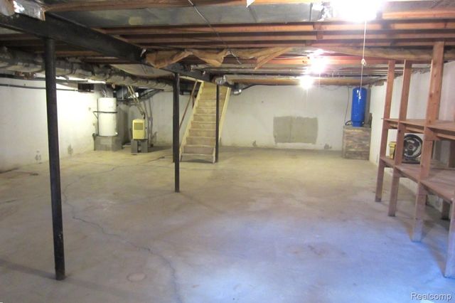 3944 Dartmouth Road, Brandon Charter Township, MI 48371