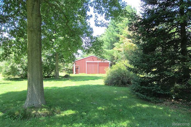 3944 Dartmouth Road, Brandon Charter Township, MI 48371
