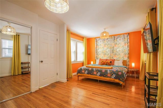 4250 Juniata Street, St Louis, MO 63116