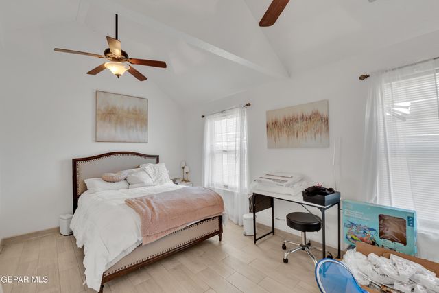 512 Mogollon Circle, El Paso, TX 79912