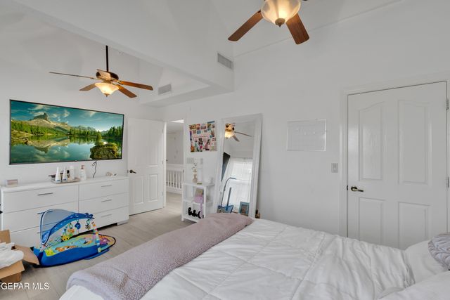 512 Mogollon Circle, El Paso, TX 79912