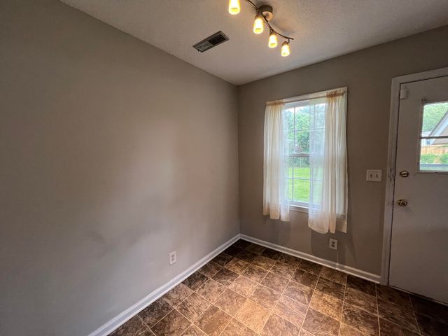 103 Dorchester Manor Boulevard, North Charleston, SC 29420