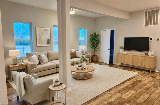 606 Washington St ST, Hampton, VA 23669