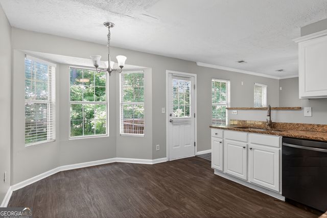 1121 Huntington Place Circle, Lithonia, GA 30058