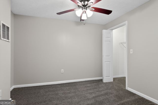 1121 Huntington Place Circle, Lithonia, GA 30058