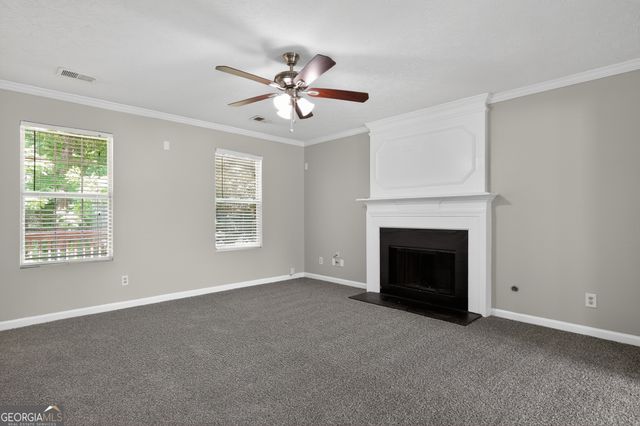 1121 Huntington Place Circle, Lithonia, GA 30058