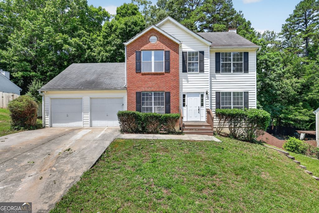1121 Huntington Place Circle, Lithonia, GA 30058