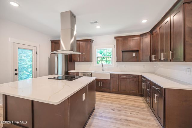 3710 Marsh Hen Drive SW, Shallotte, NC 28470